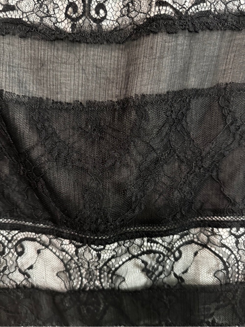 White House Black Market Mixed Media Eyelash Lace Blouse Gray Black Size S - Picture 10 of 11